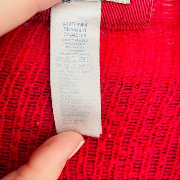 Forever 21 Aztec Knit Cardigan Size L - Picture 3 of 9